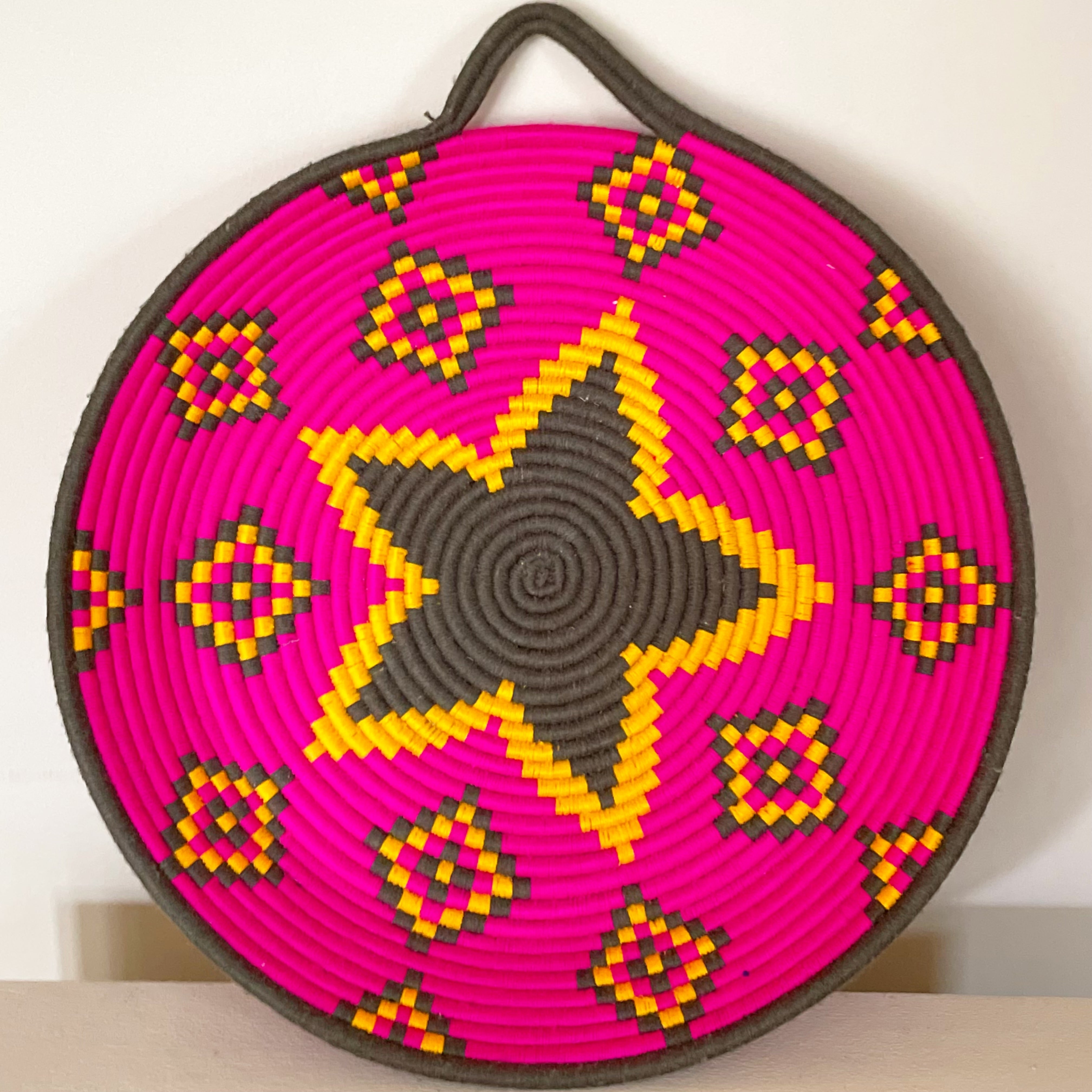 Bert Wollen Wandbord 1