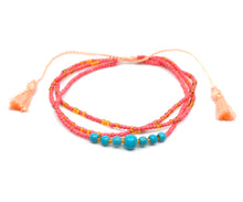 Afbeelding in Gallery-weergave laden, Op de foto zie je een armband van Bert Sieraden in de kleuren roze en turquoise.