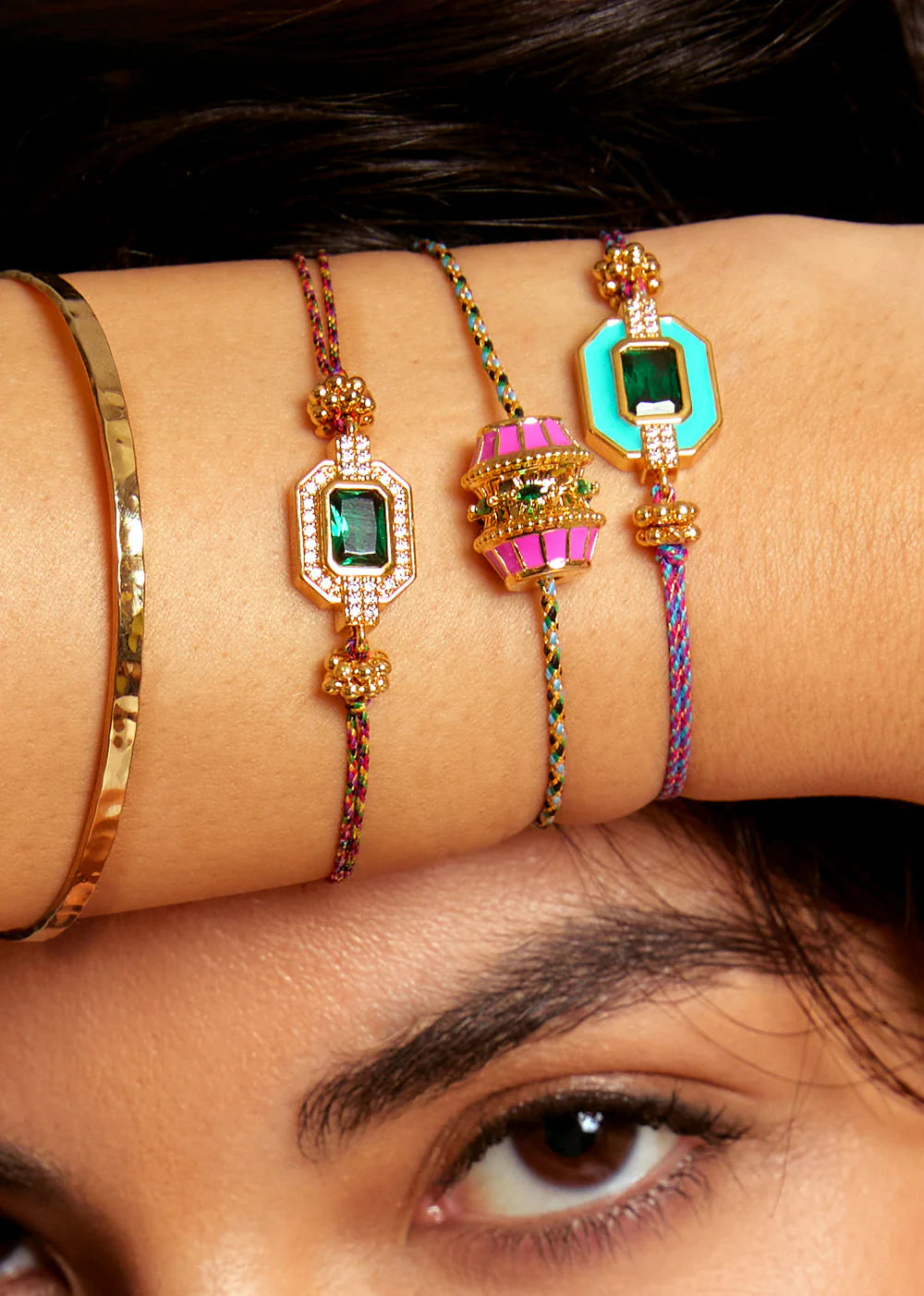 MYA-BAY Armband Green Shiny Art Deco
